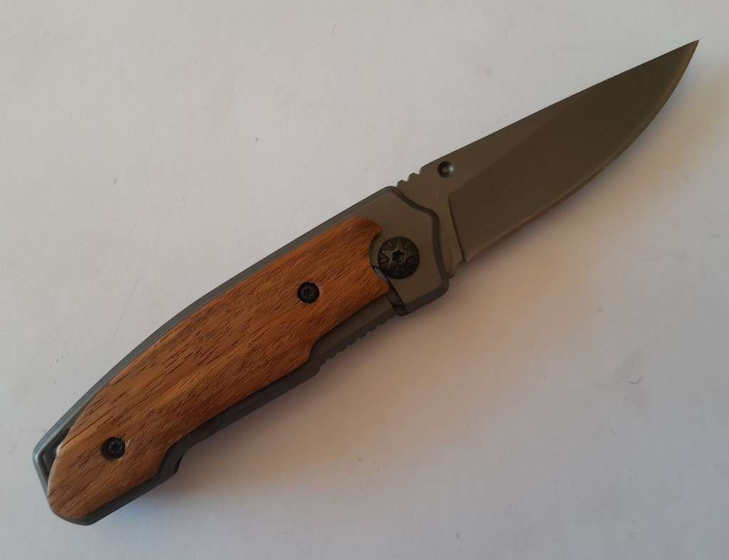 "Reserved" Gerber X18 Folding Knife with Cedar Wood Grips.  15cm.