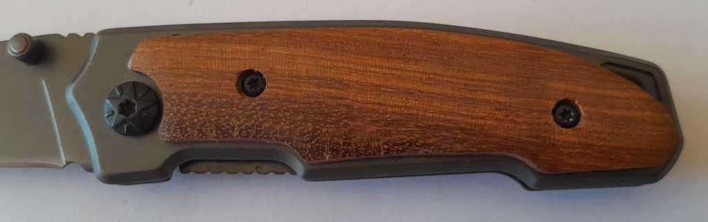 "Reserved" Gerber X18 Folding Knife with Cedar Wood Grips.  15cm.