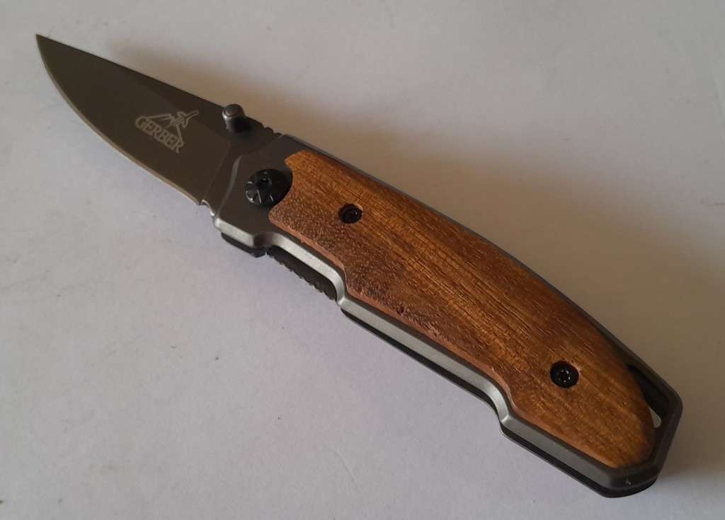 "Reserved" Gerber X18 Folding Knife with Cedar Wood Grips.  15cm.