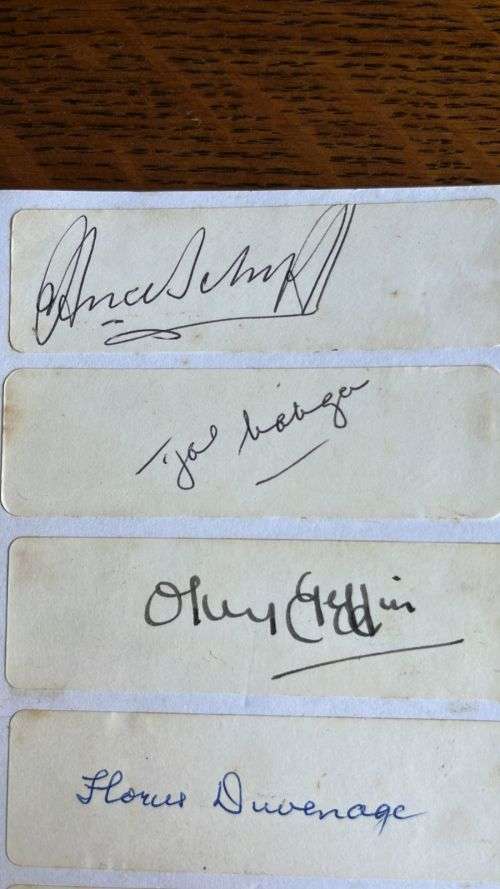 1949 Springbok Original Signatures (7)