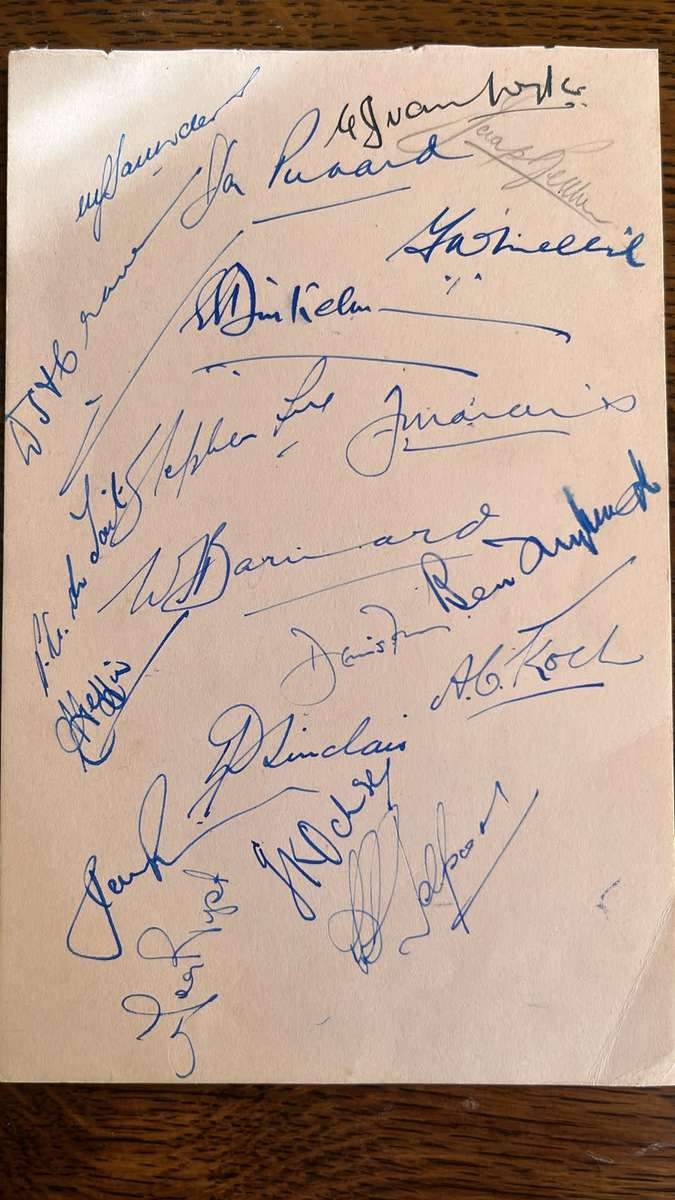 1951/52 Springbok Squad Original Team Photo and Signatures, details below