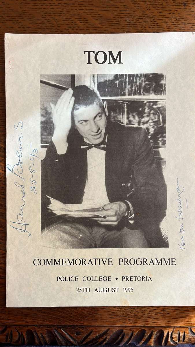 1995 Tom van Vollenhoven Commemorative Programme with Multiple Signatures, details below