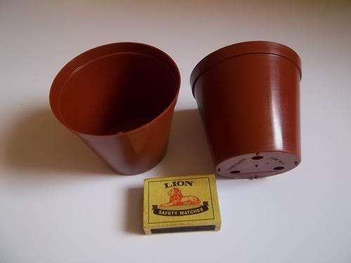 PLANT POTS 9 CM - PLANT POTS