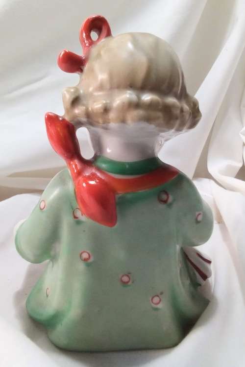 Two beautiful Hummel style little girls reading - Bookends