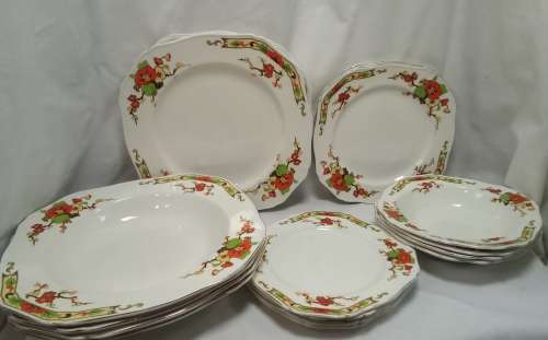 Twenty piece Dinner set Alfred Meakin `Avalon` (Four settings)