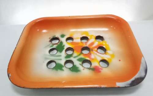 Vintage enamel soap dish