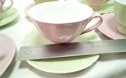 Six pretty colourful duo's