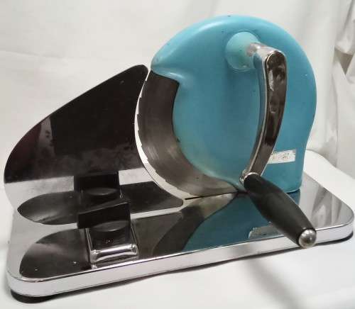 Vintage Pineware Slicer Blue