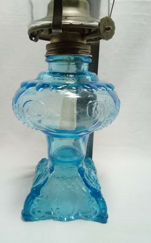 Gorgeous vintage Turquoise glass paraffin lamp