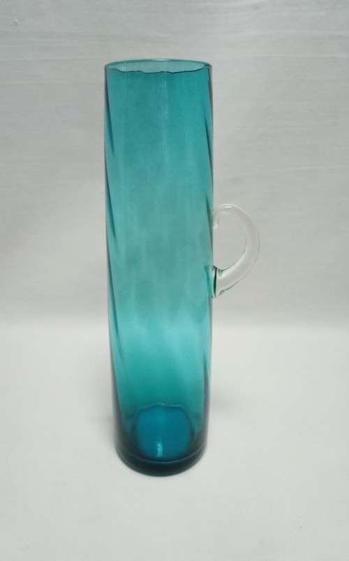 Pretty vintage turquoise vase