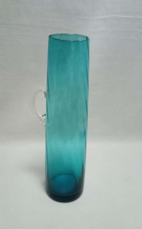 Pretty vintage turquoise vase