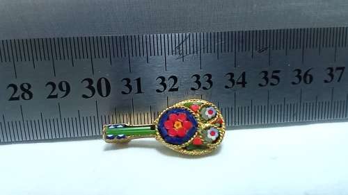 Vintage mandolin shaped micro mosaic brooch