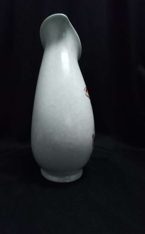 Lovely kitsch CROWN DEVON `Seaside` vase