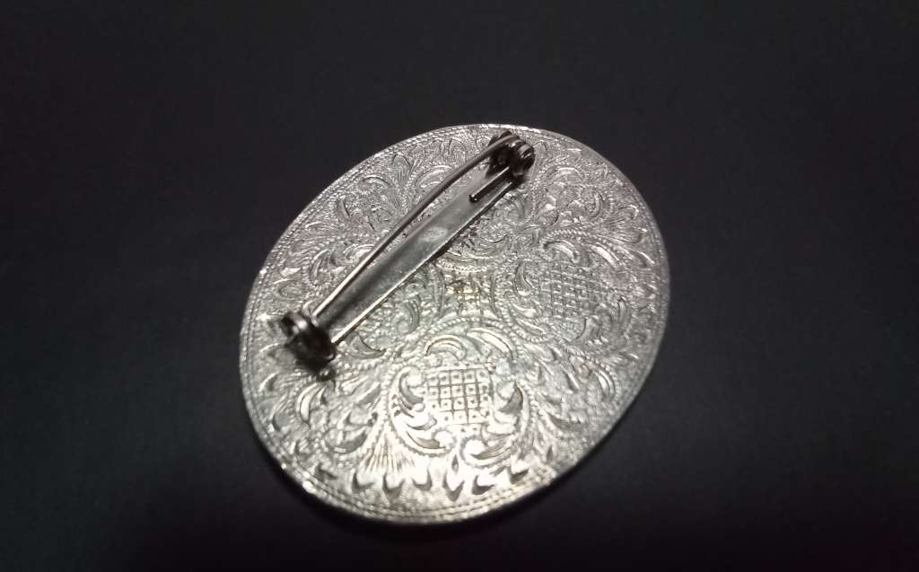 Lovely Vintage `Moeder` brooch