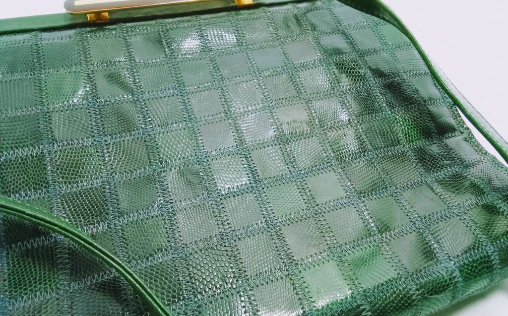 Exceptionally beautiful green vintage Pointer handbag