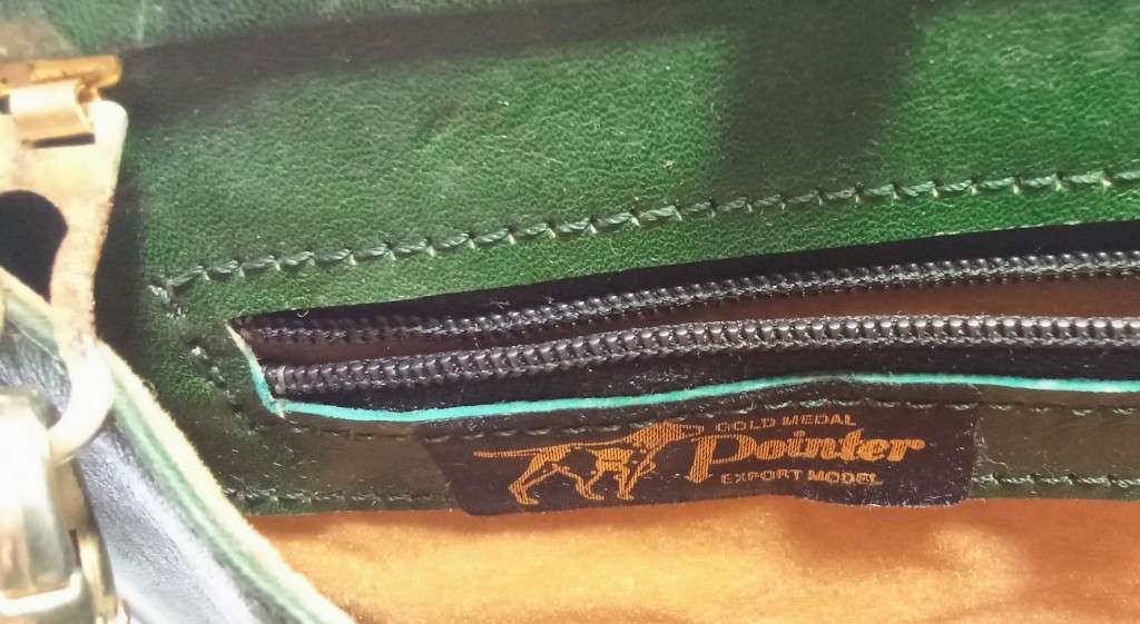 Exceptionally beautiful green vintage Pointer handbag