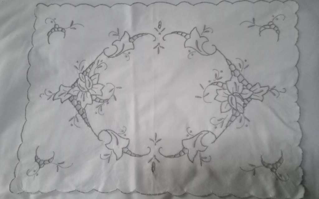 Excellent condition vintage embroidered tray cloth