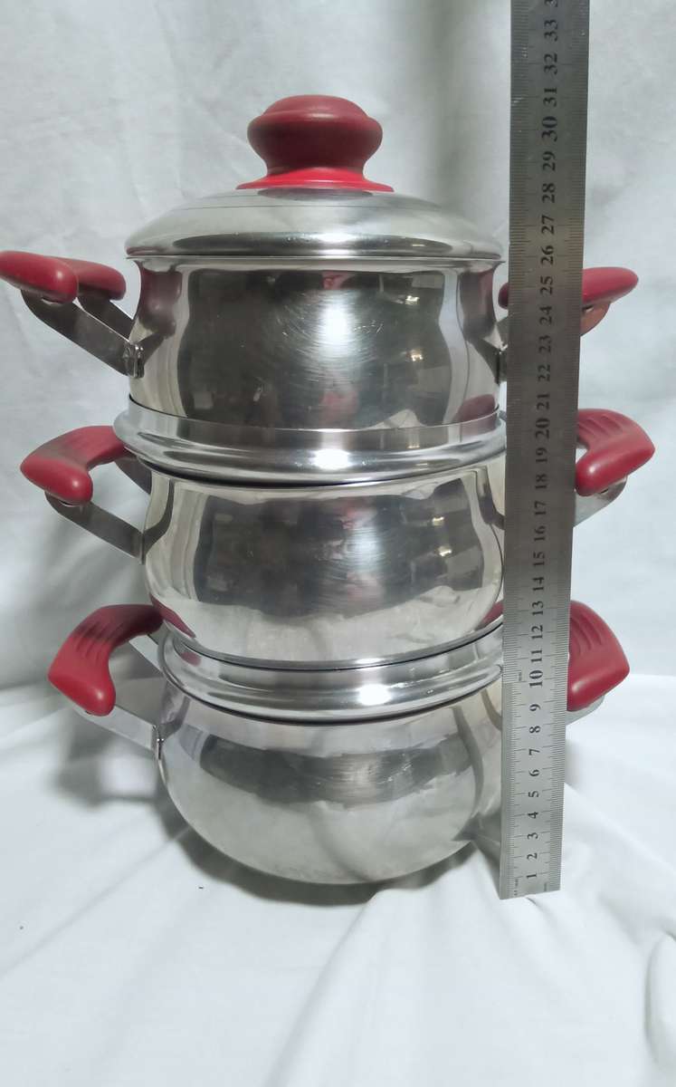 Cutest vintage set of Pointerware pots