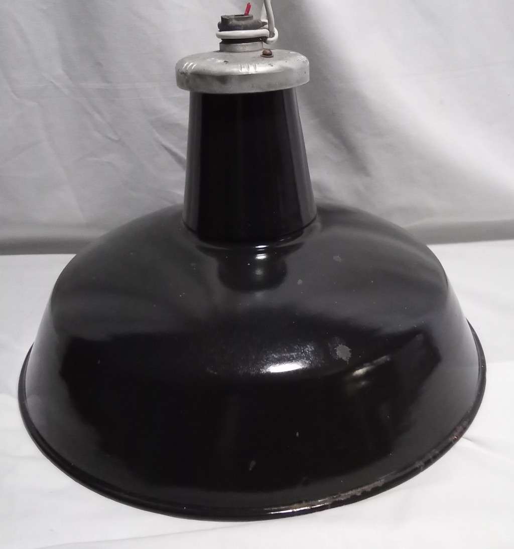 Vintage Industrial Enamel Light