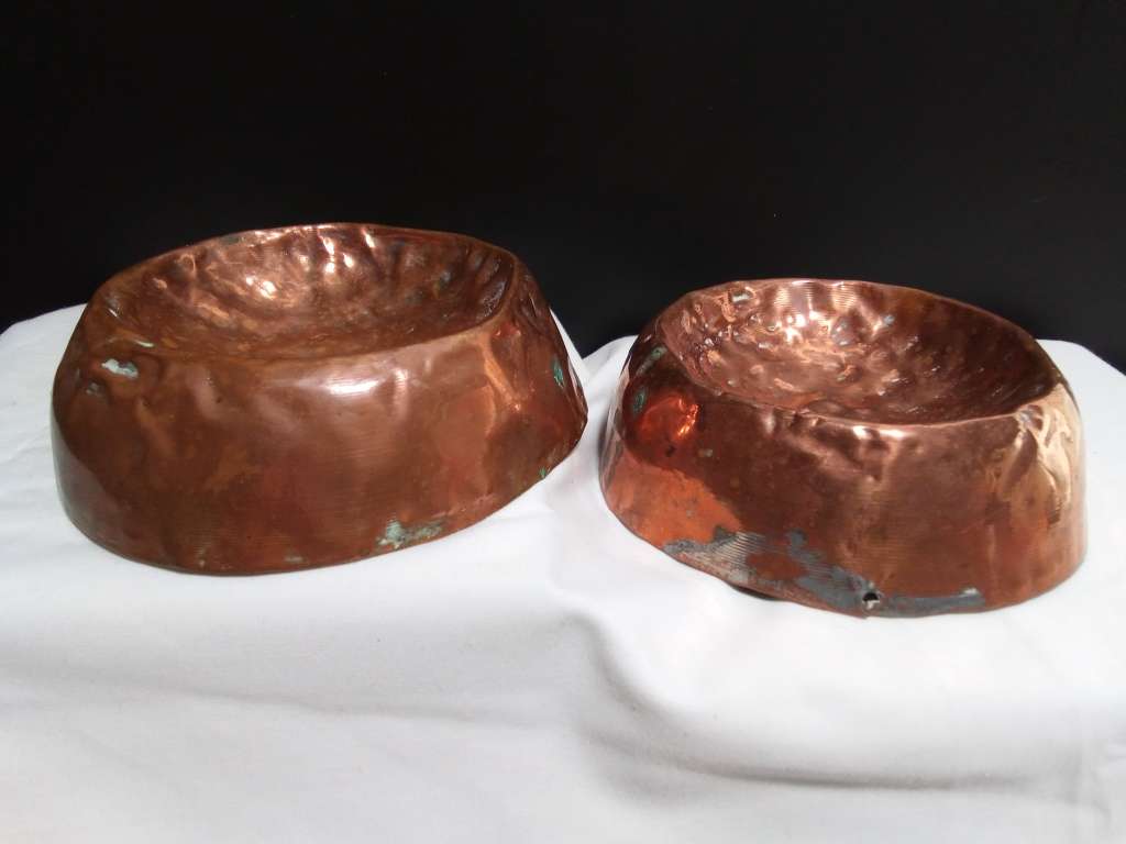 Two stunning rustic hammered copper ashtrays/bowls