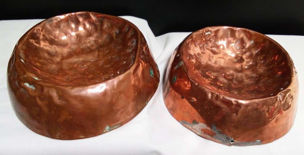 Two stunning rustic hammered copper ashtrays/bowls