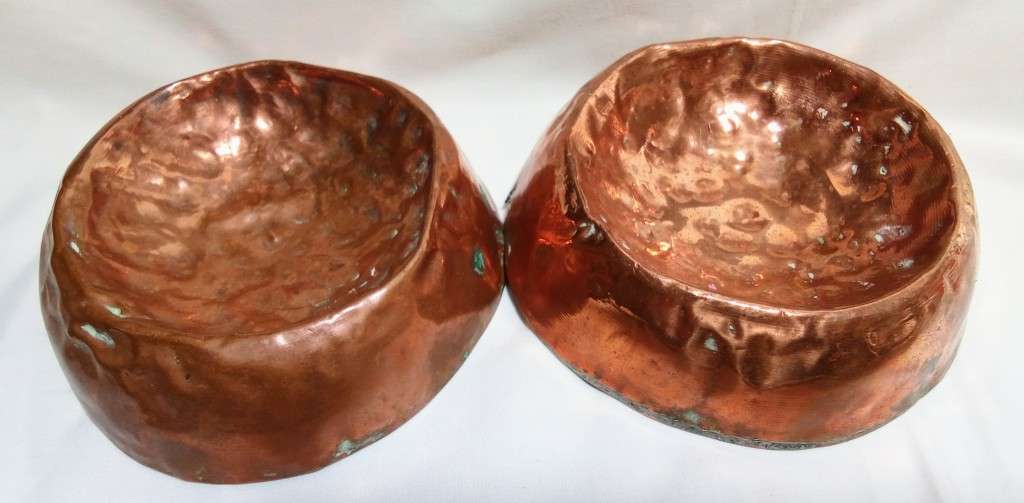 Two stunning rustic hammered copper ashtrays/bowls