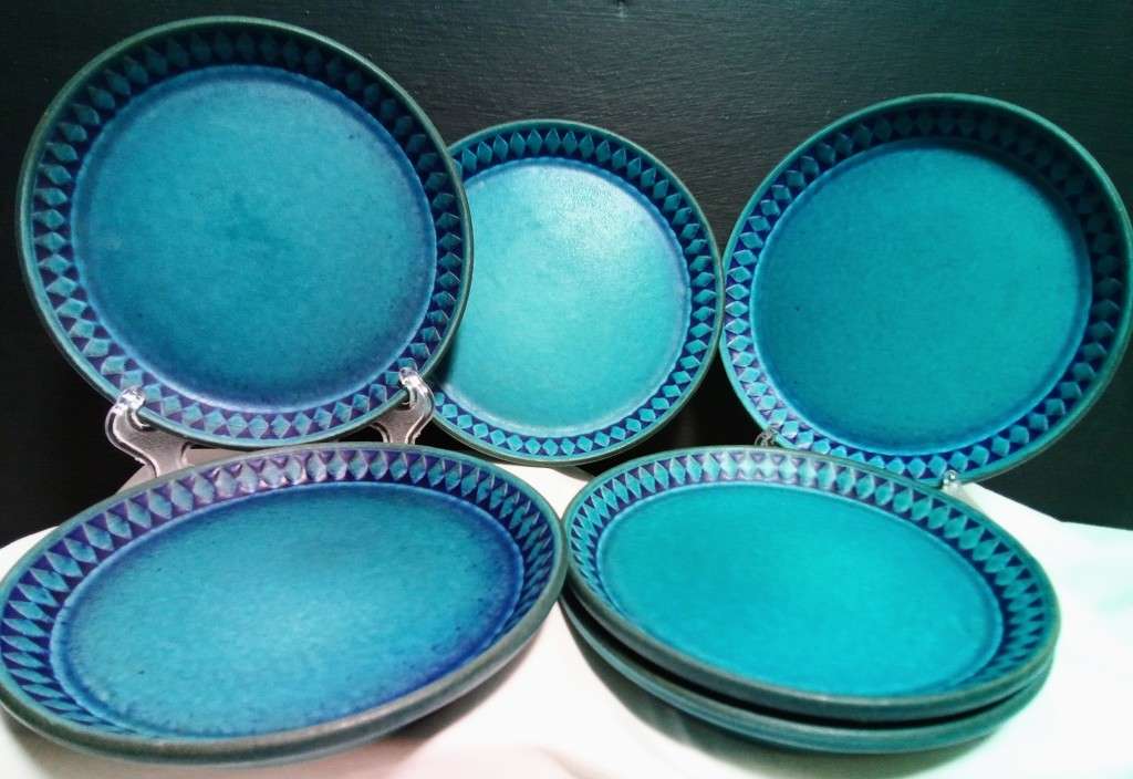 Six stunning vintage side plates - Ceramano, Hans Welling