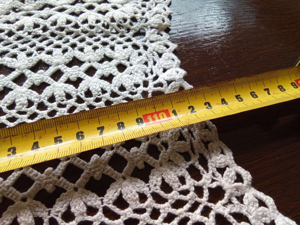What a beauty!  Vintage hand crocheted table runner