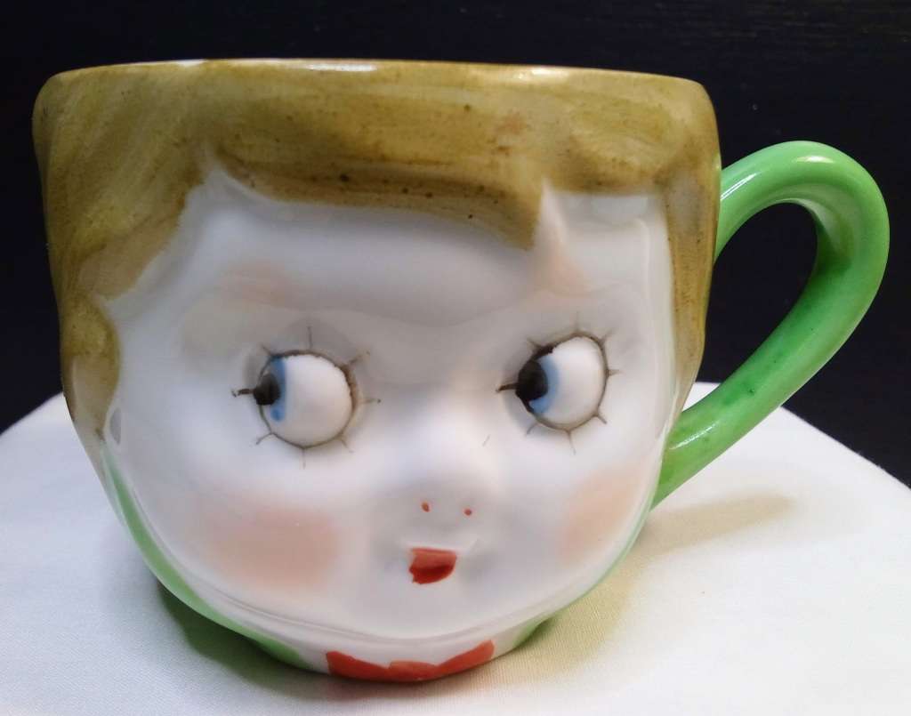 Cutest 1920's Nippon tea cup