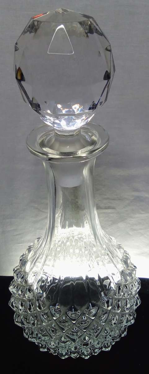 Stunning Crystal Decanter