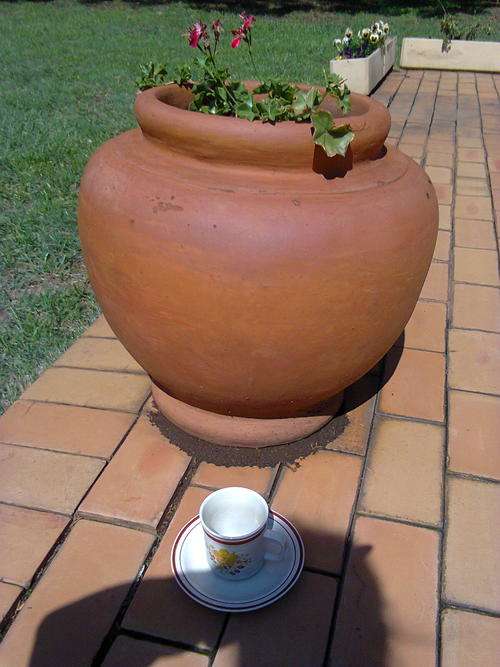 VINTAGE LARGE OLD CLAY TERRACOTTA POT, NO. 3 **Reduced to go**