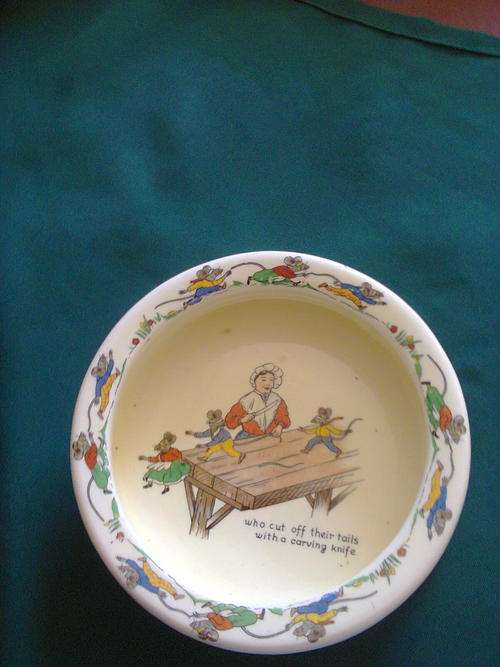 BUNNYKINS TYPE BABY PORRIDGE BOWL - MADE IN ENGLAND - Three Blind Mice
