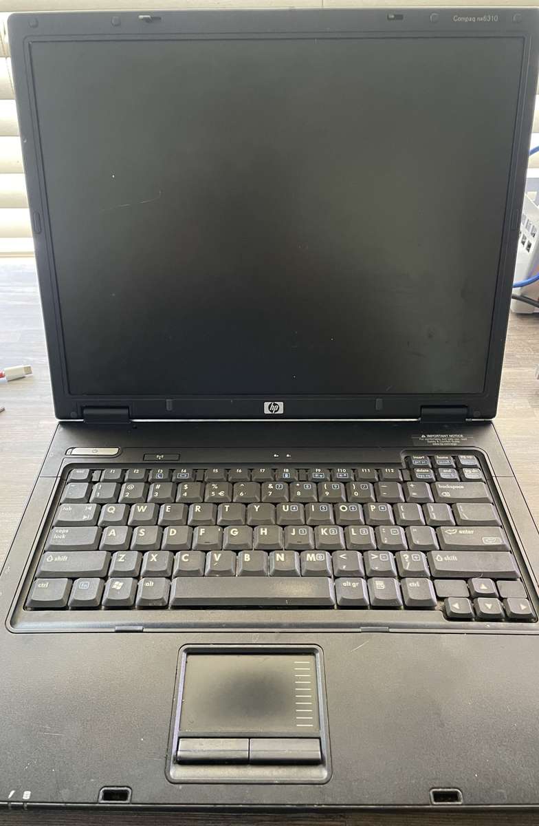 HP Laptop - For Spares
