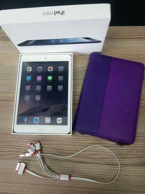 **Apple iPad Mini 1 | White | 16GB | Cellular, WiFi & 3G | With Accessories**