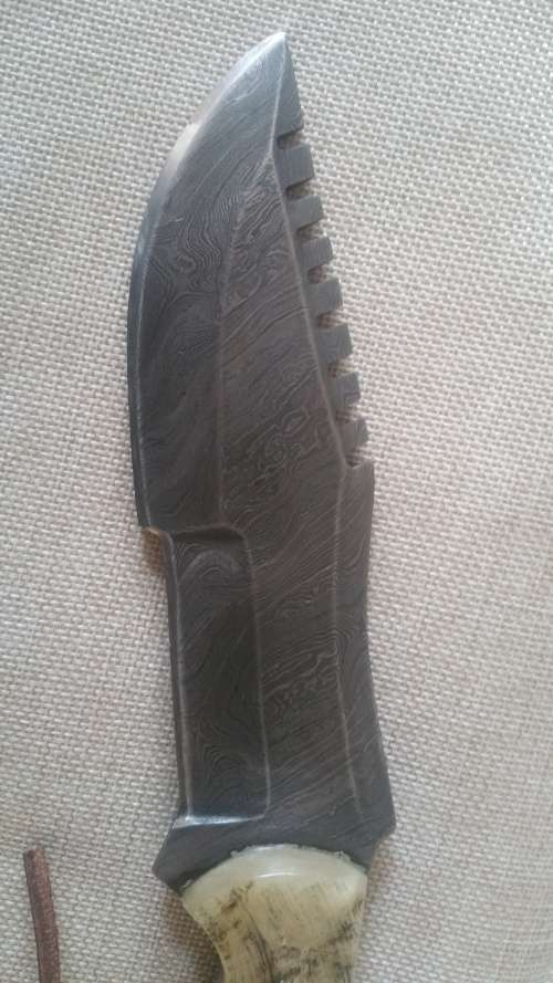 Custom Handcrafted Damascus Steel Tracker Knife