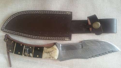 Custom Handcrafted Damascus Steel Tracker Knife