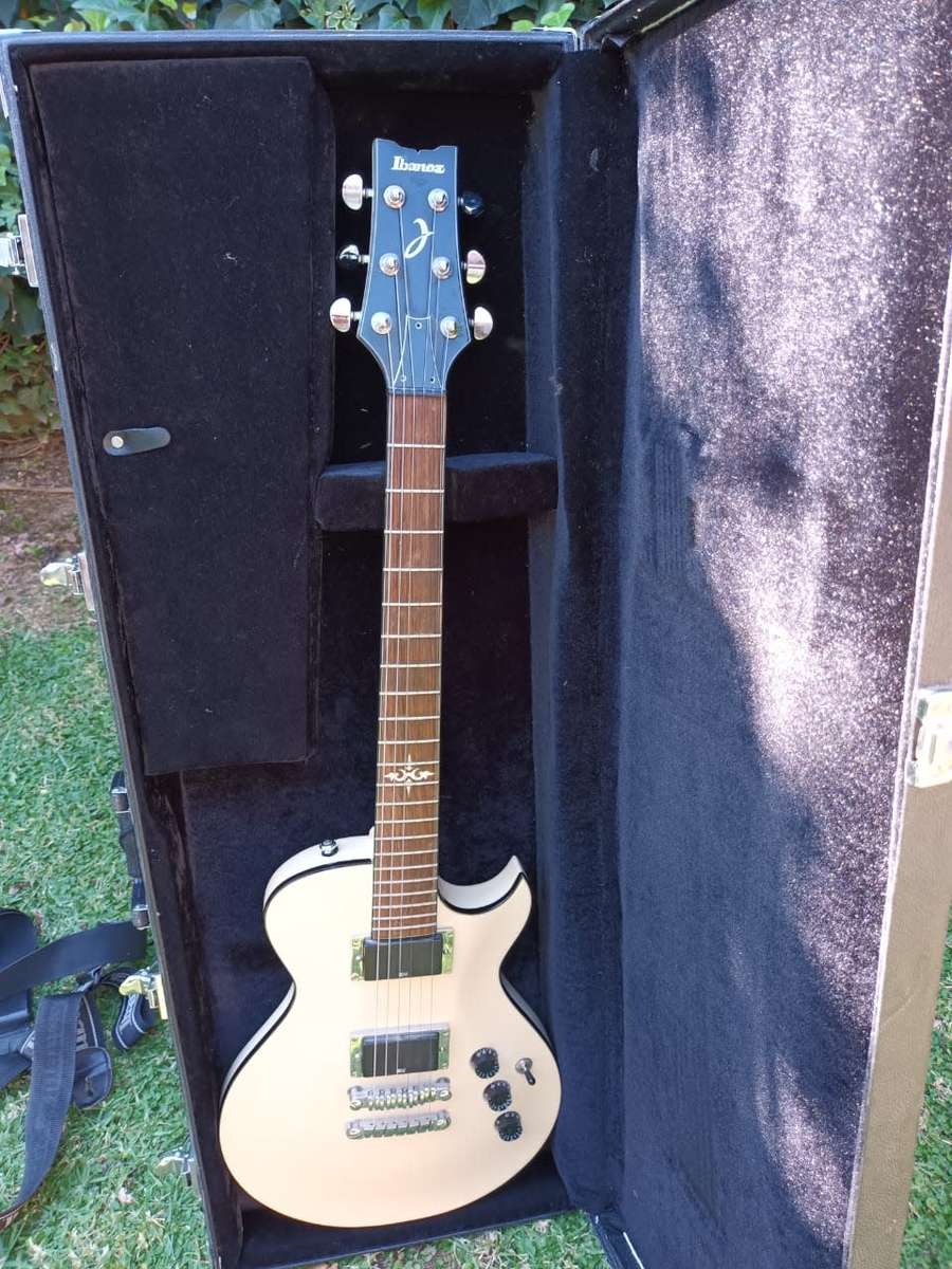 Ibanez ART120
