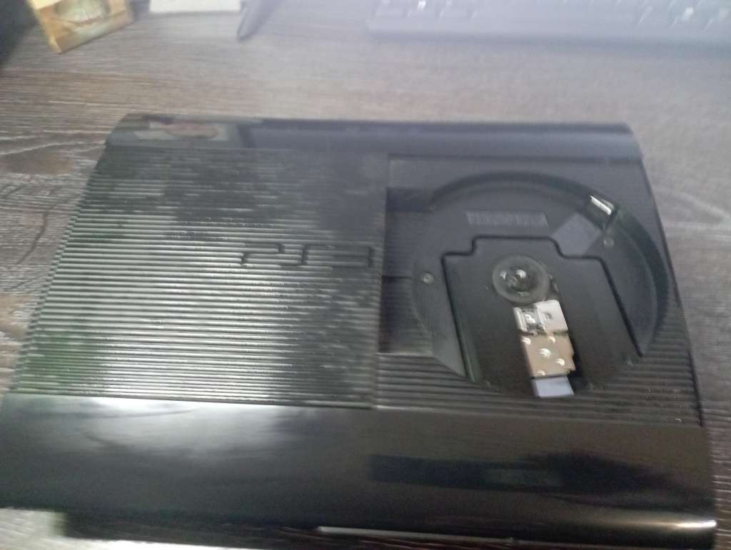 Used PlayStation 3 Console with 500gb hdd - Great Condition