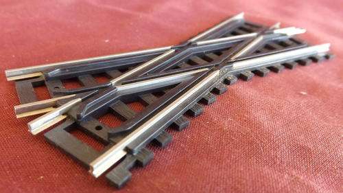 HO Model Railroad - Nickel Silver Atlas 25deg Crossing