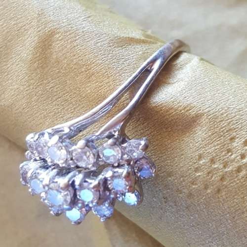 1.00 CT (+-) DIAMOND RING - 8 KT SOLID WHITE GOLD