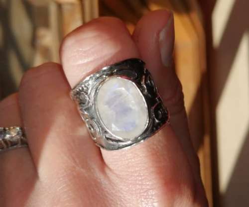 MOONSTONE RING - SET IN  925 SILVER