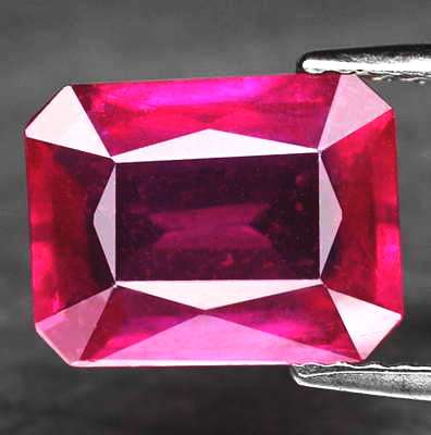 MINDBLOWING   3.51cts Madagascan RUBY!