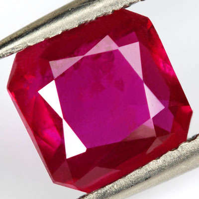 STUNNING   1.64cts Madagascan RUBY!