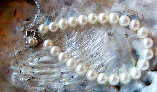 EXQUISITE  Genuine Freshwater PEARL Bead Bracelet!