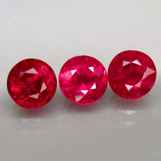 EXQUISITE Set of 3   Genuine Madagascan RUBIES!