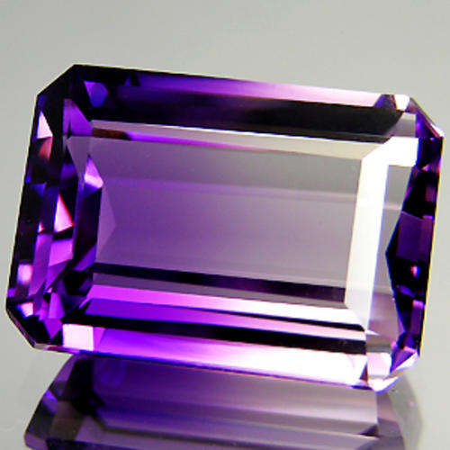 Spectacular 19.25cts Genuine Bi-colour AMETHYST!