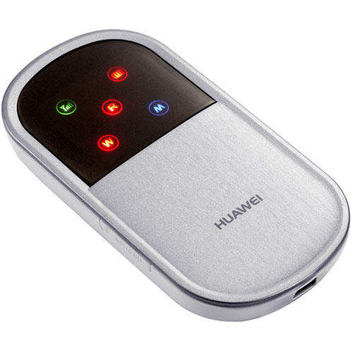 Original UNLOCKED Huawei E5830 Highspeed Pocket Router USB WiFi modem / MiFi Device * Micro SD 32 GB
