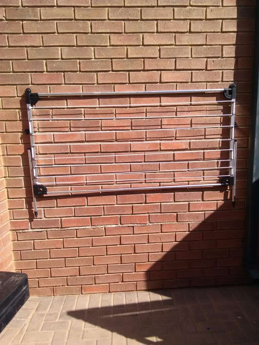 FW60 Foxy Foldaway Washline