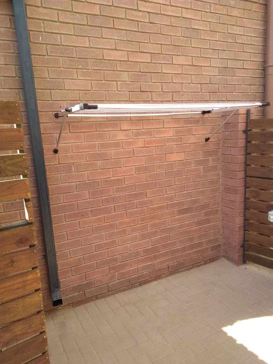 FW60 Foxy Foldaway Washline