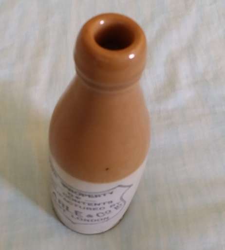 Hearle & Co LD Ginger beer Bottle